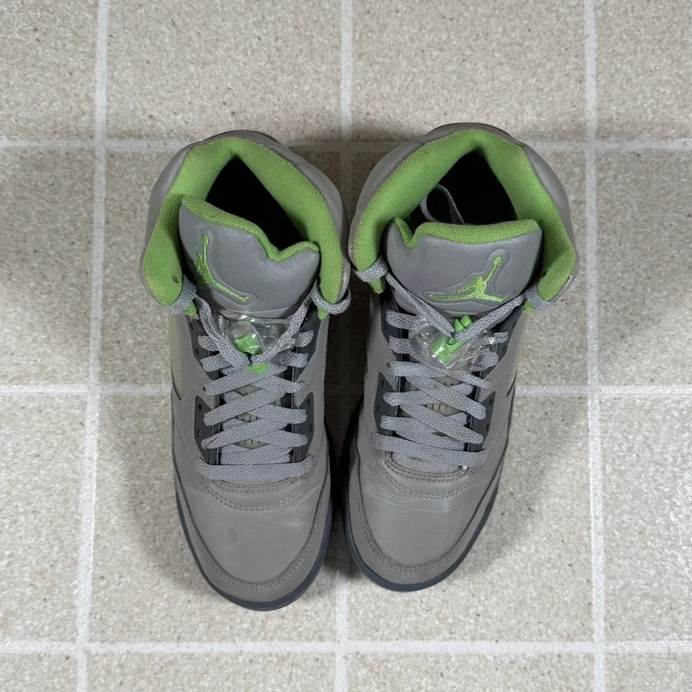 Jordan 5 Retro 
